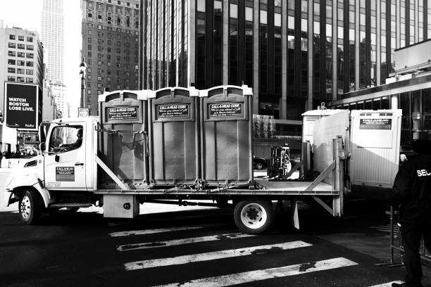 Best Porta potty delivery and setup  in Burlington, WI